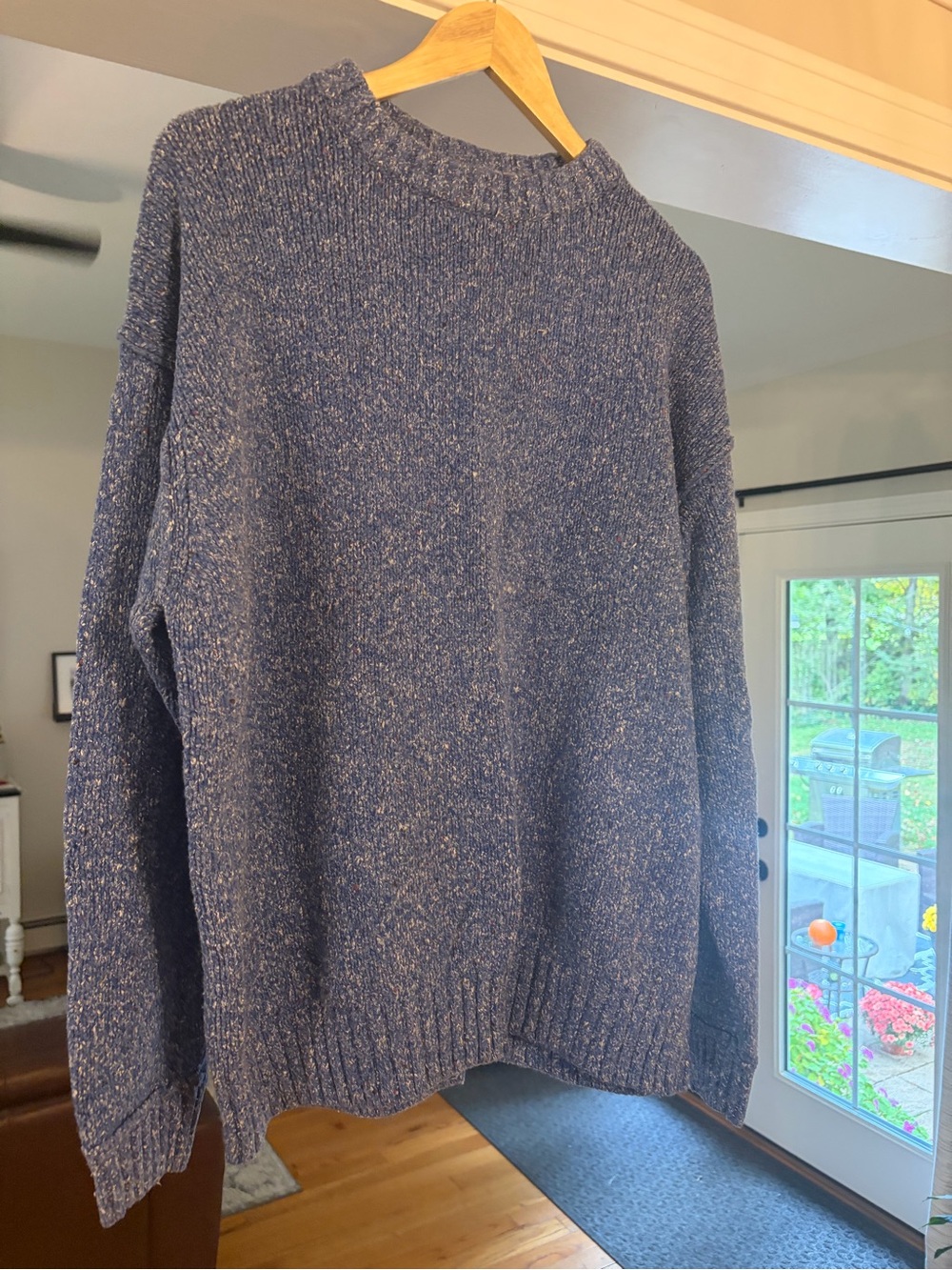 BDG Navy Speckled Crewneck Sweater. Great condition